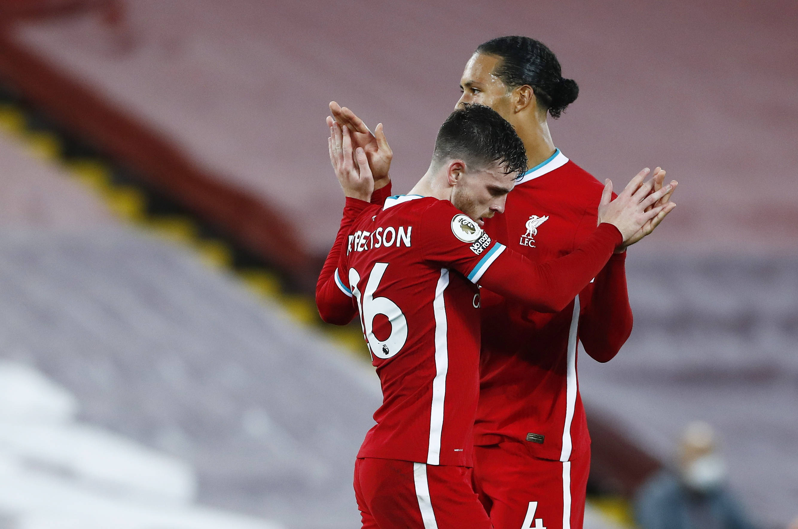 里克有打人 里克有打人